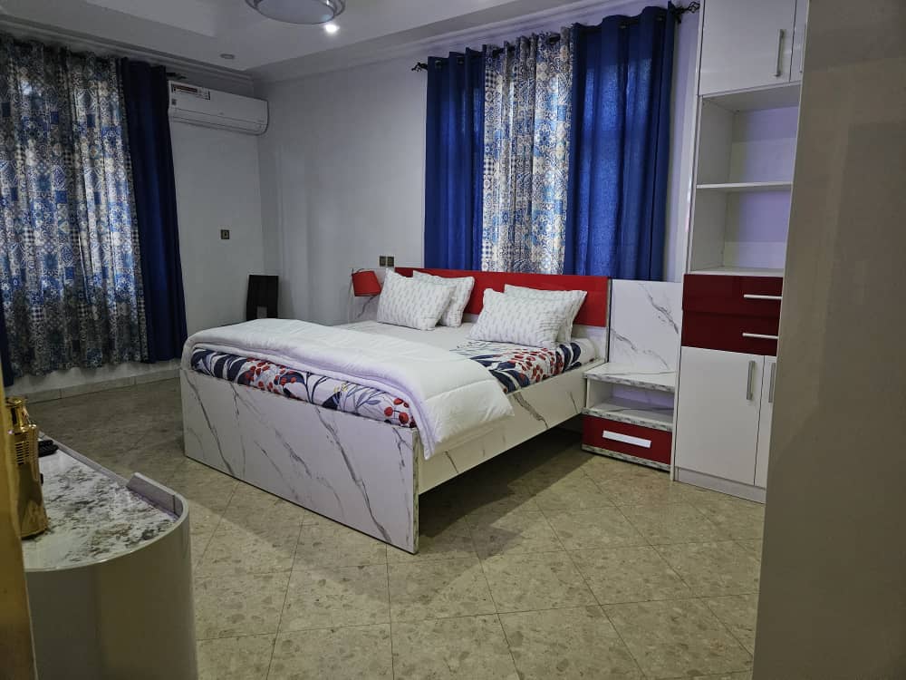 c227c176-388a-4b24-9908-c7463f6b135d