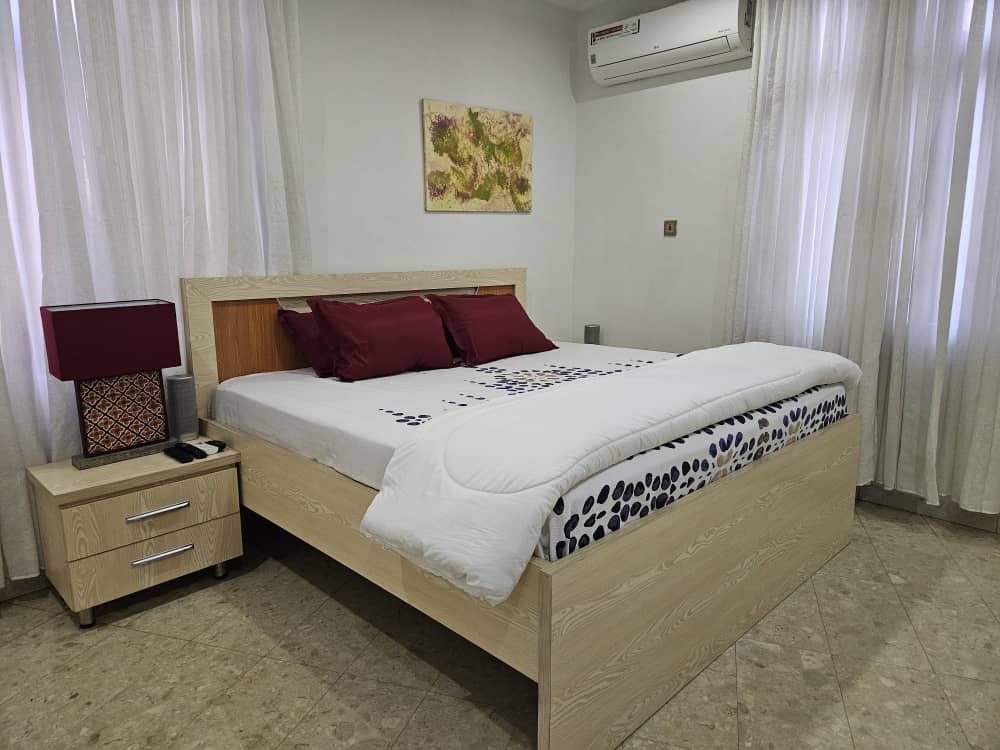 f6c5f105-542d-44e6-a225-2b0631a2a42e